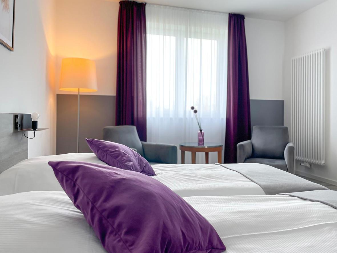 Prima Inn Hotel & Hof Neuruppin - Digitales & Rezeptionsloses Motel Exterior photo